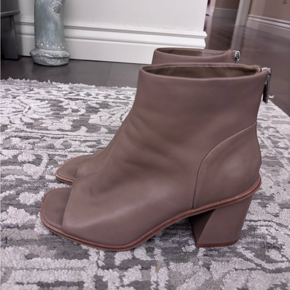 Vince Camuto open toe bootie. Good condition.